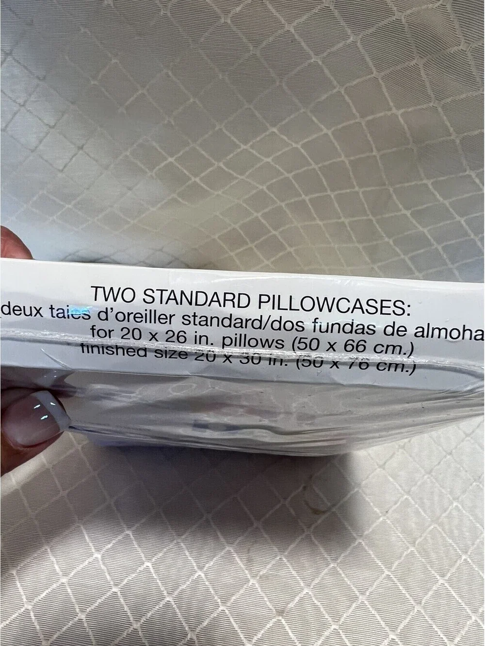 Passion Pastels 2 Standard Pillow Cases Purple Satin Edge New 180 Thread CT